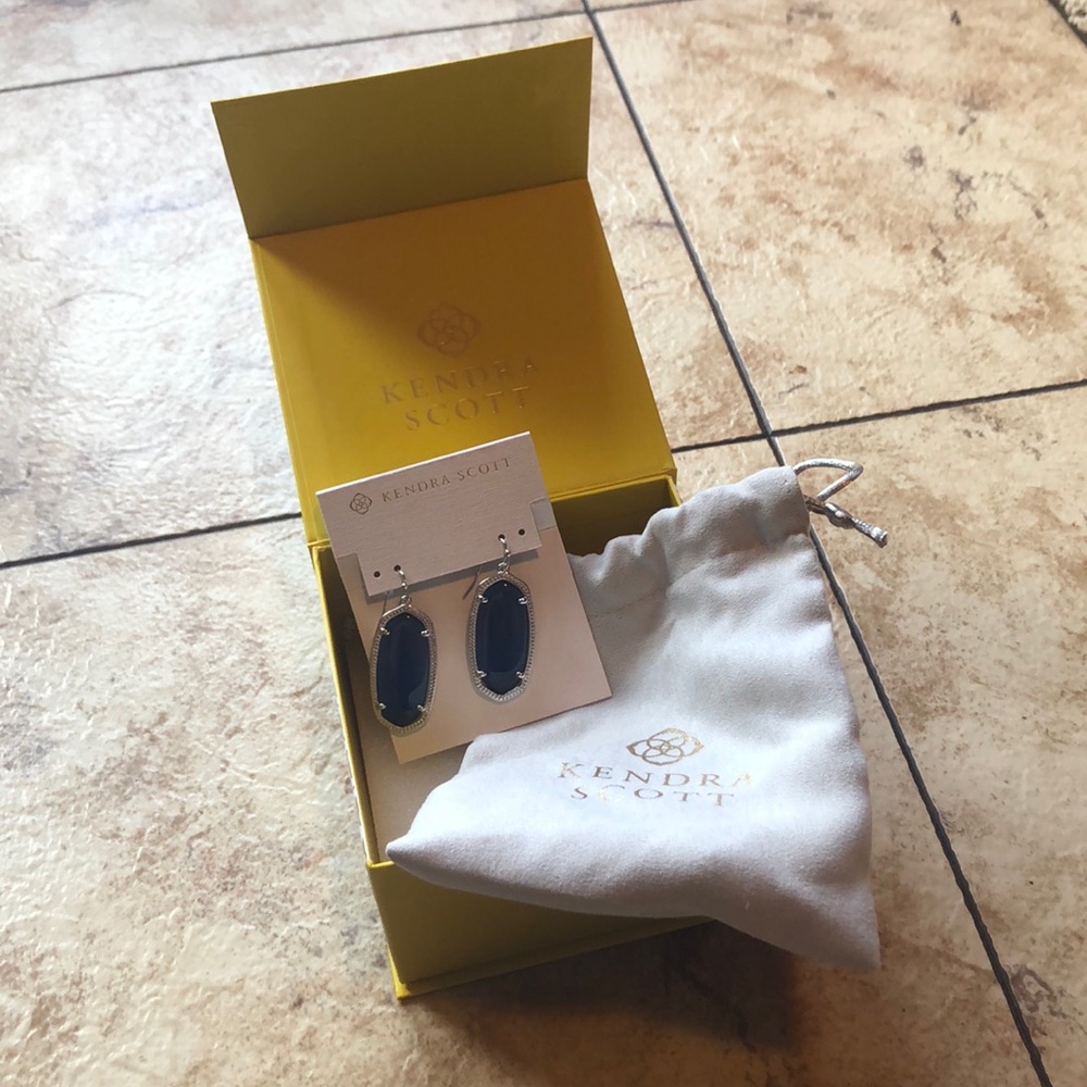 Navy Blue Elle Drop Earrings from Kendra Scott